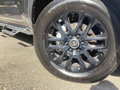 Magnetic Gray Metallic 2024 Toyota Tundra Limited