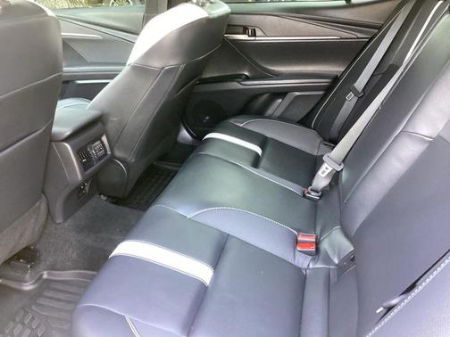 Reservoir Blue 2025 Toyota Camry SE
