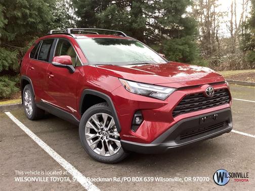 2025 Toyota RAV4 XLE Premium