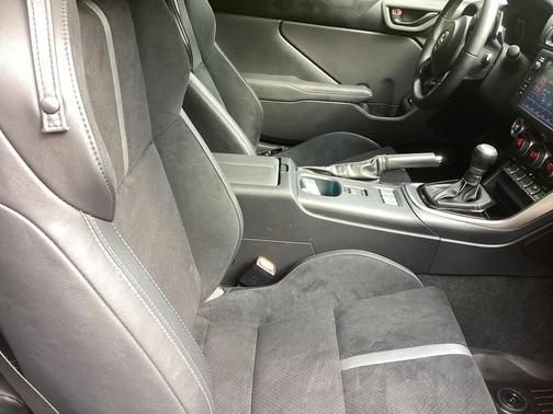 2023 Toyota GR86 Premium