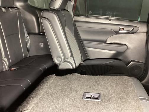 Ruby Flare Pearl 2021 Toyota Highlander XSE