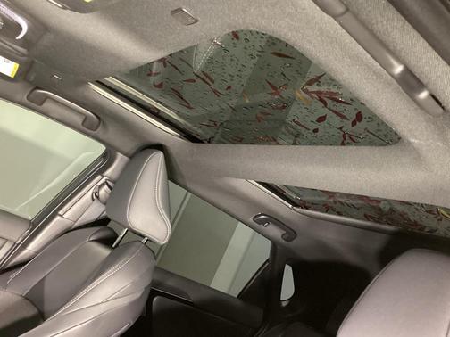 2025 Toyota bZ4X XLE