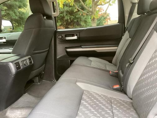 2019 Toyota Tundra SR5