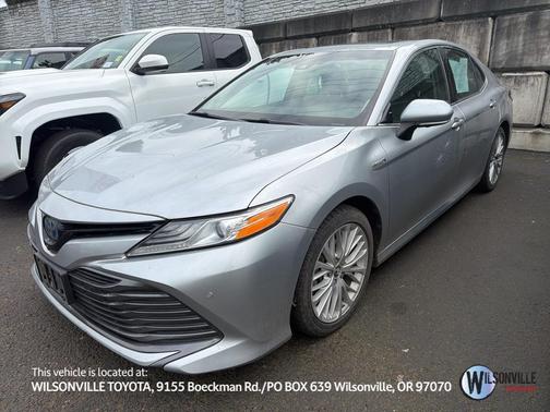 2018 Toyota Camry Hybrid XLE