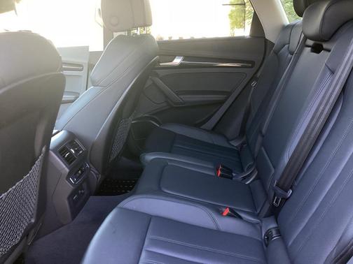 2020 Audi Q5 45 Prestige