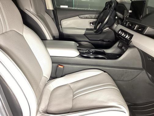 2023 Honda Pilot AWD Elite