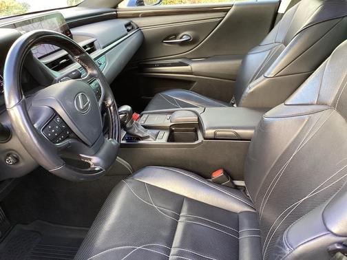 2019 Lexus ES 350 Luxury
