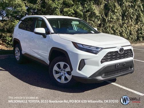 2025 Toyota RAV4 LE