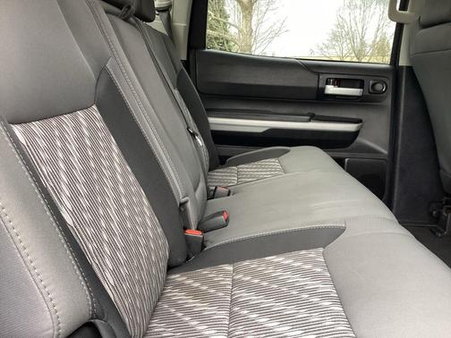 2019 Toyota Tundra SR5