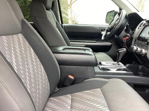 2019 Toyota Tundra SR5