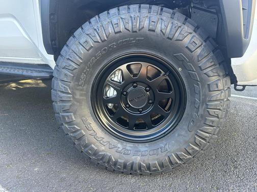 2025 Toyota 4Runner TRD Off Road Premium