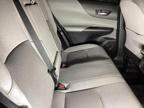 2023 Toyota Venza LE