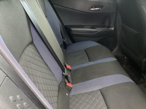 2020 Toyota C-HR XLE