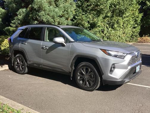 2022 Toyota RAV4 Hybrid Limited