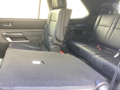 2025 Toyota Sequoia Platinum