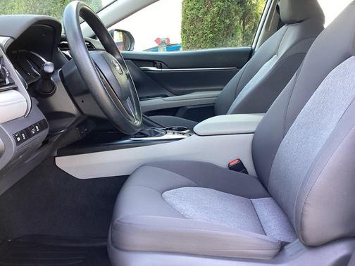 Celestial Silver Metallic 2020 Toyota Camry LE