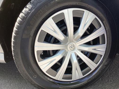 Celestial Silver Metallic 2020 Toyota Camry LE