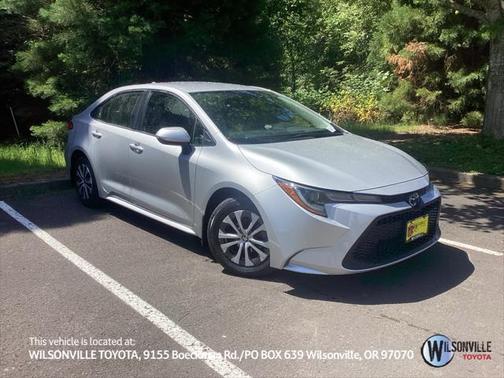 2022 Toyota Corolla Hybrid LE