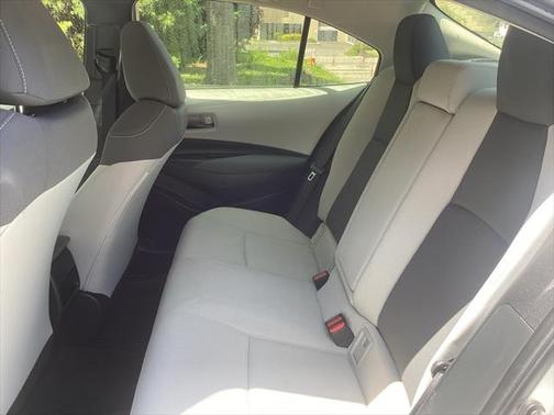 2022 Toyota Corolla Hybrid LE