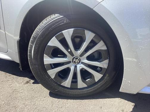 2022 Toyota Corolla Hybrid LE