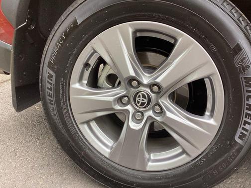 Ruby Flare Pearl 2024 Toyota RAV4 XLE