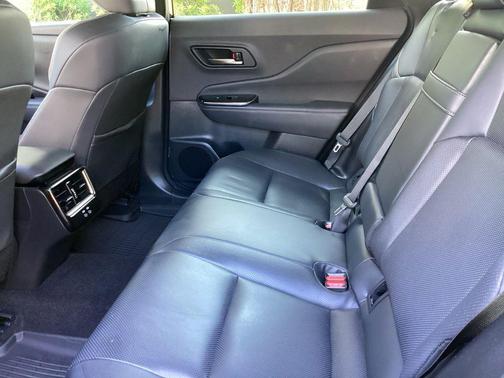 Black 2025 Toyota Crown Signia XLE