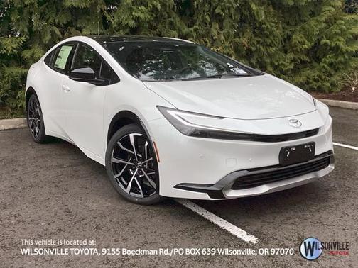2025 Toyota Prius L