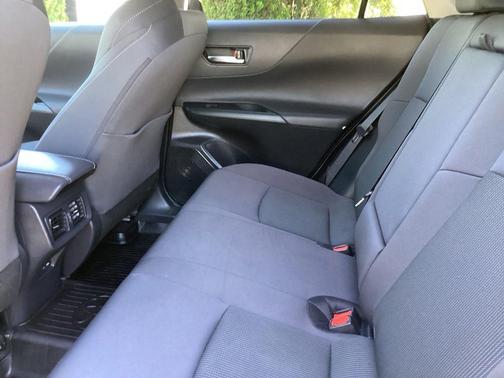 Wind Chill Pearl 2023 Toyota Venza LE