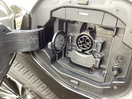 2023 Toyota bZ4X Limited