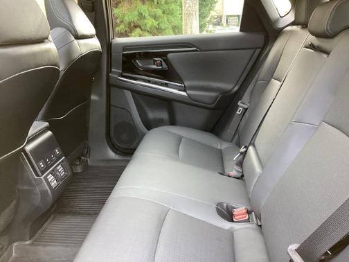 2023 Toyota bZ4X Limited