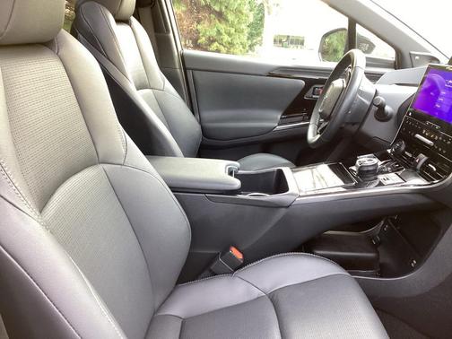 2023 Toyota bZ4X Limited