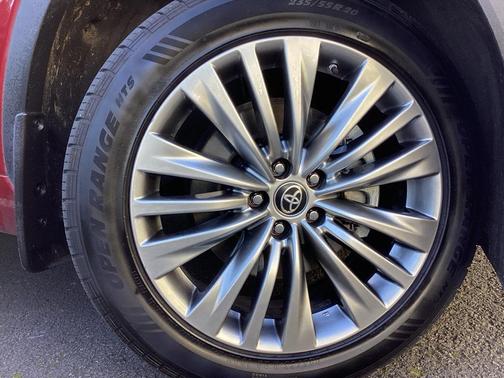 2023 Toyota Highlander Platinum