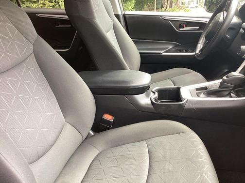 Magnetic Gray Metallic 2023 Toyota RAV4 XLE