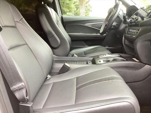2023 Honda Passport AWD TrailSport