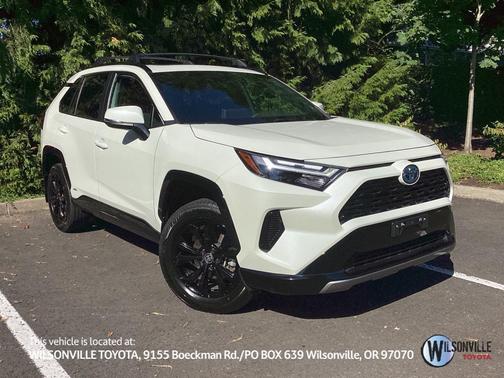 2022 Toyota RAV4 Hybrid SE