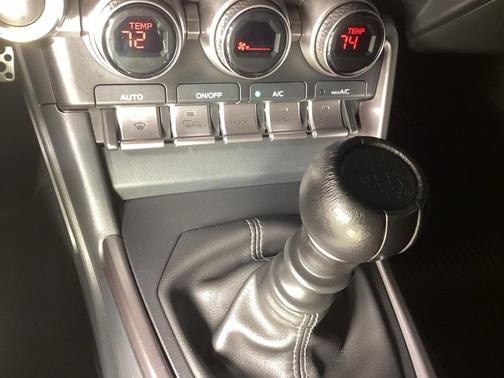 2025 Toyota GR86 Premium