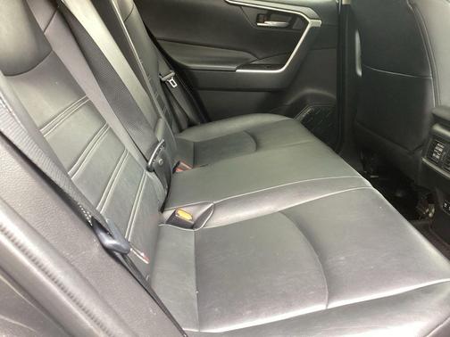 Magnetic Gray Metallic 2021 Toyota RAV4 Hybrid XLE Premium