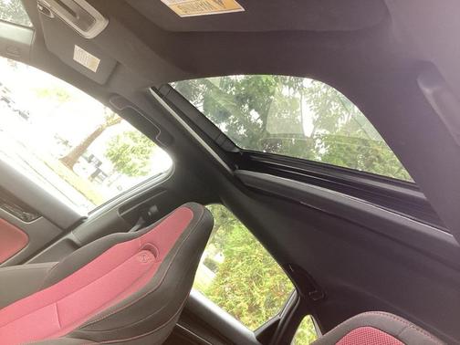 2022 Honda Civic Si Base