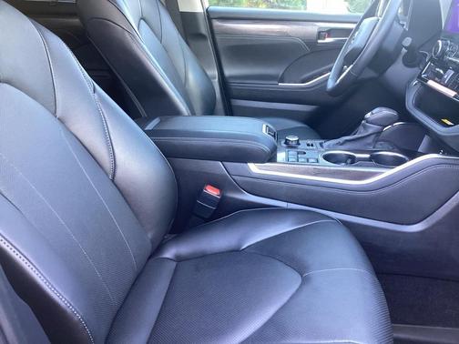 2024 Toyota Highlander Limited