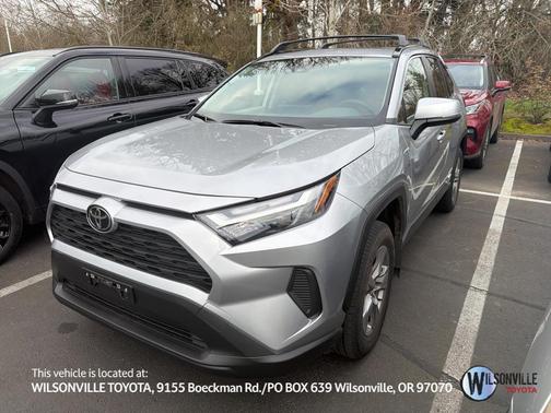 2025 Toyota RAV4 Hybrid XLE