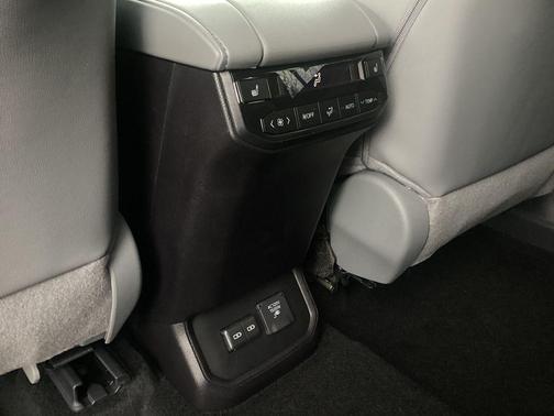 Blueprint 2026 Toyota Highlander Hybrid Platinum