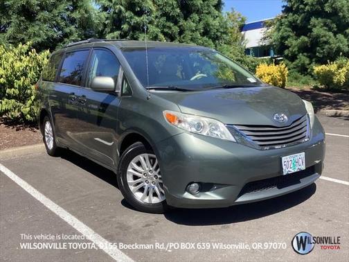 2014 Toyota Sienna XLE