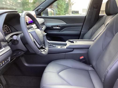 2026 Toyota Highlander Hybrid Base