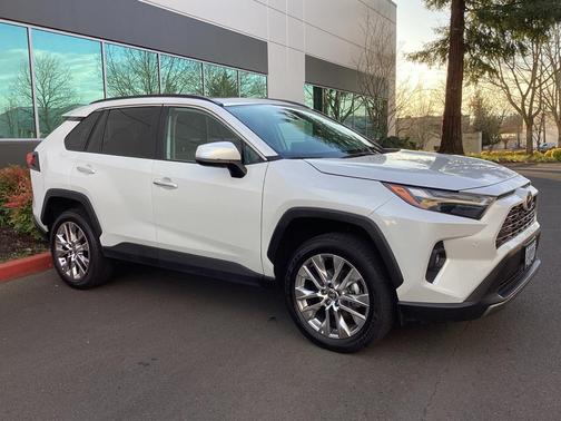 2023 Toyota RAV4 Limited