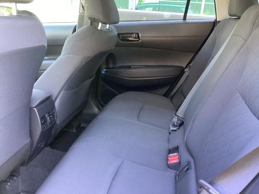 Sonic Silver 2023 Toyota Corolla Cross LE