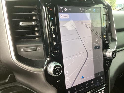 2024 RAM 1500 Big Horn/Lone Star