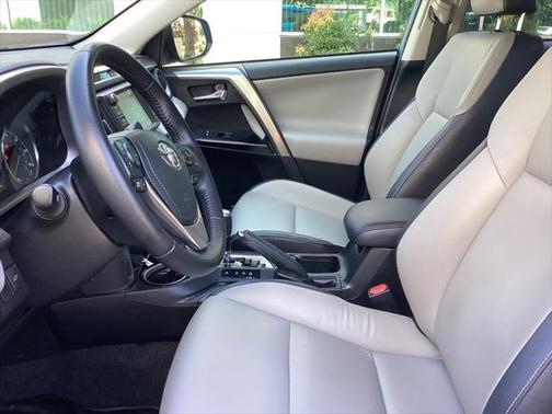 2016 Toyota RAV4 Hybrid Limited