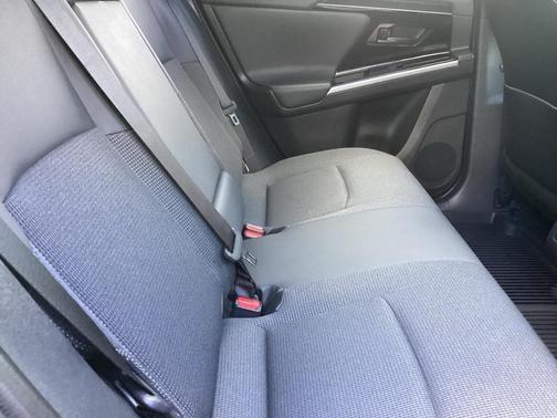 2025 Toyota bZ4X XLE