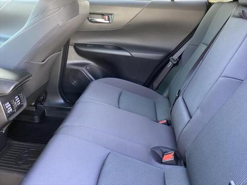 2023 Toyota Venza LE