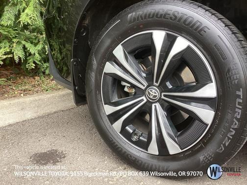 2025 Toyota bZ4X XLE